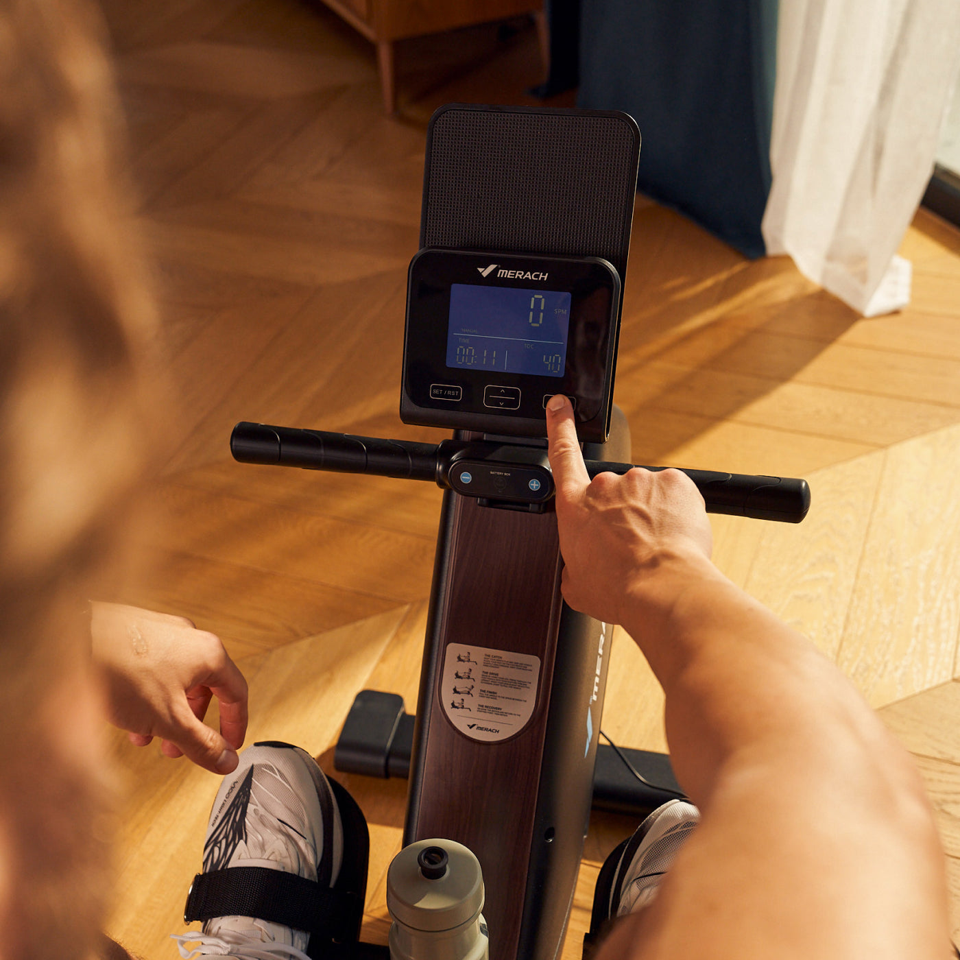 Merach R15 Pro sähkömagneettinen soutulaite